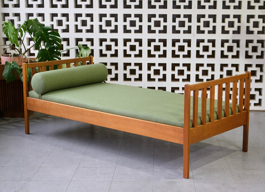 Danish Daybed in European Oak