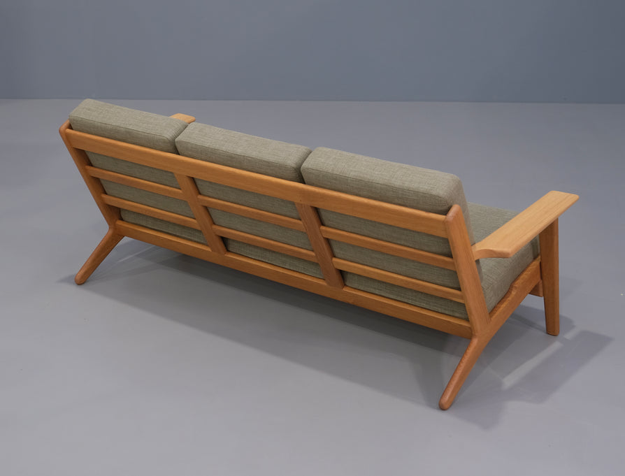 Hans Wegner GE290 Plank Sofa in New Linen
