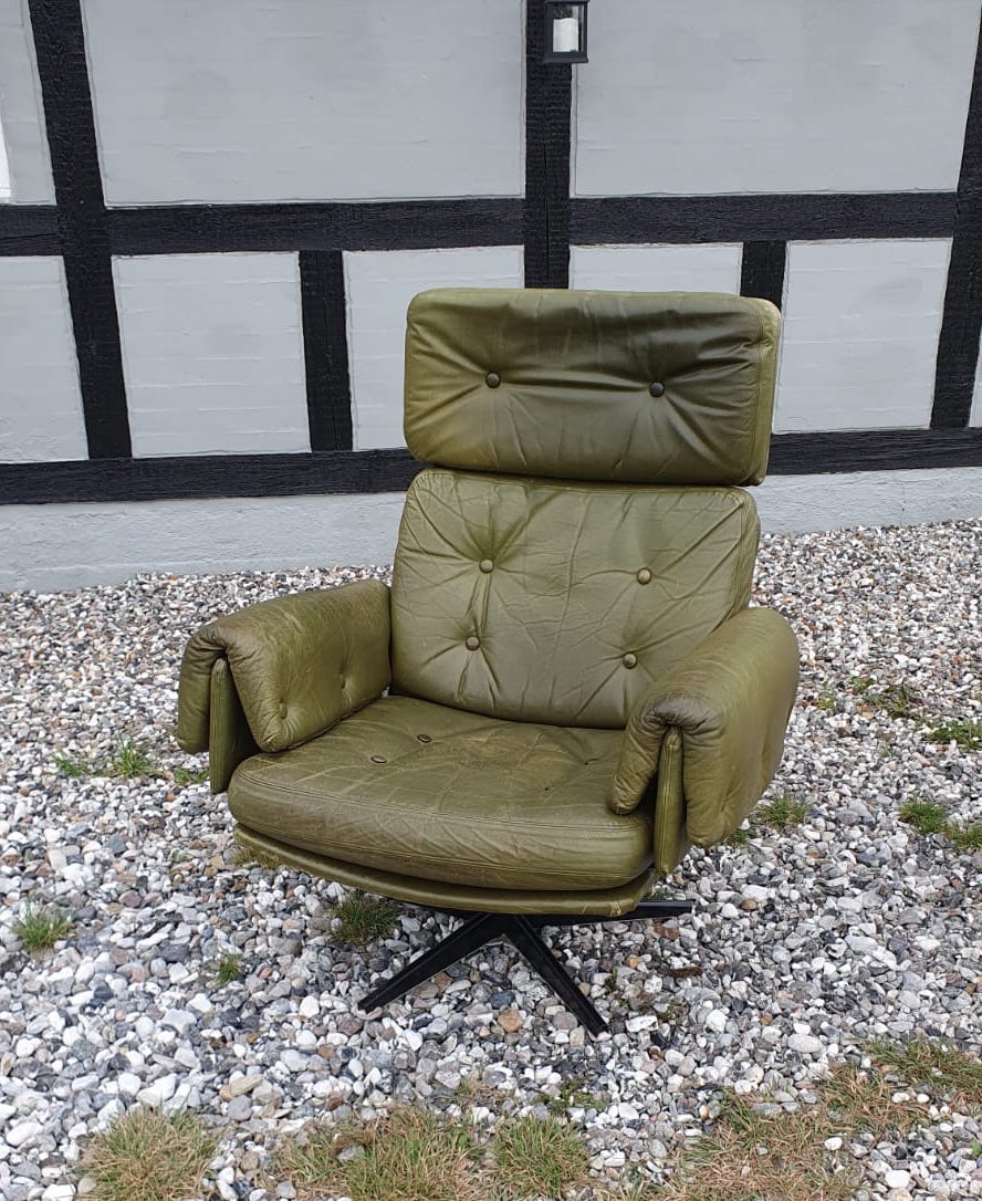 Danish Swivel Chair in Green Leather