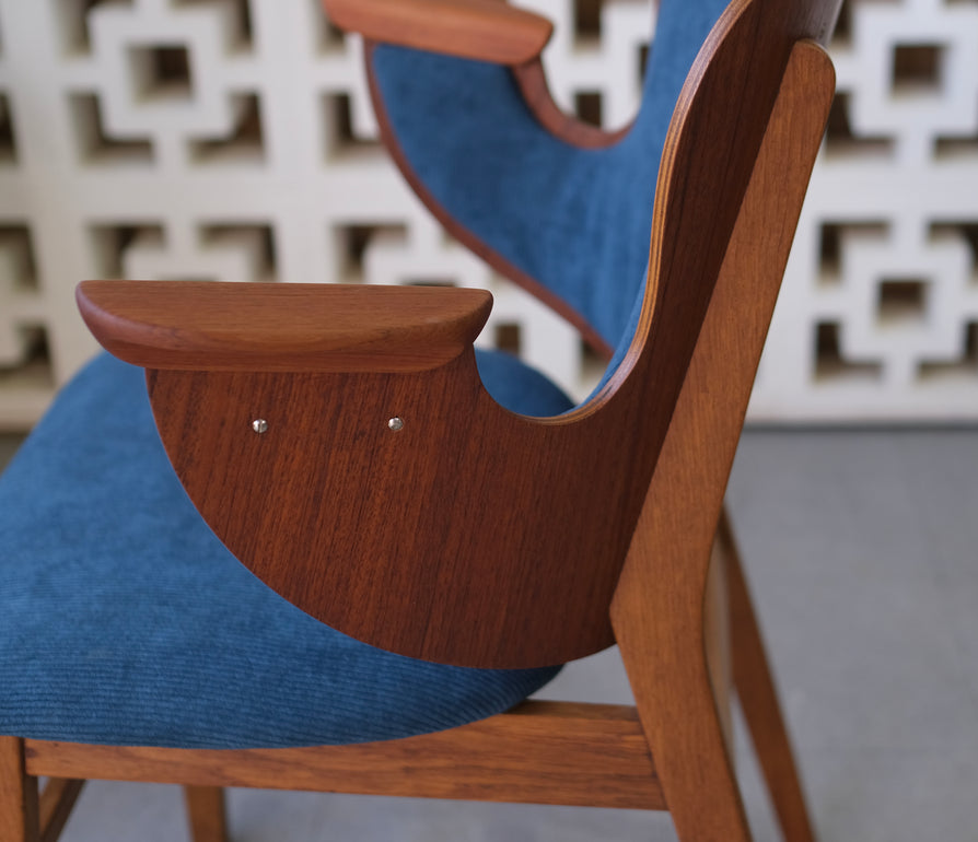 Hans Olsen Model 107 Chair