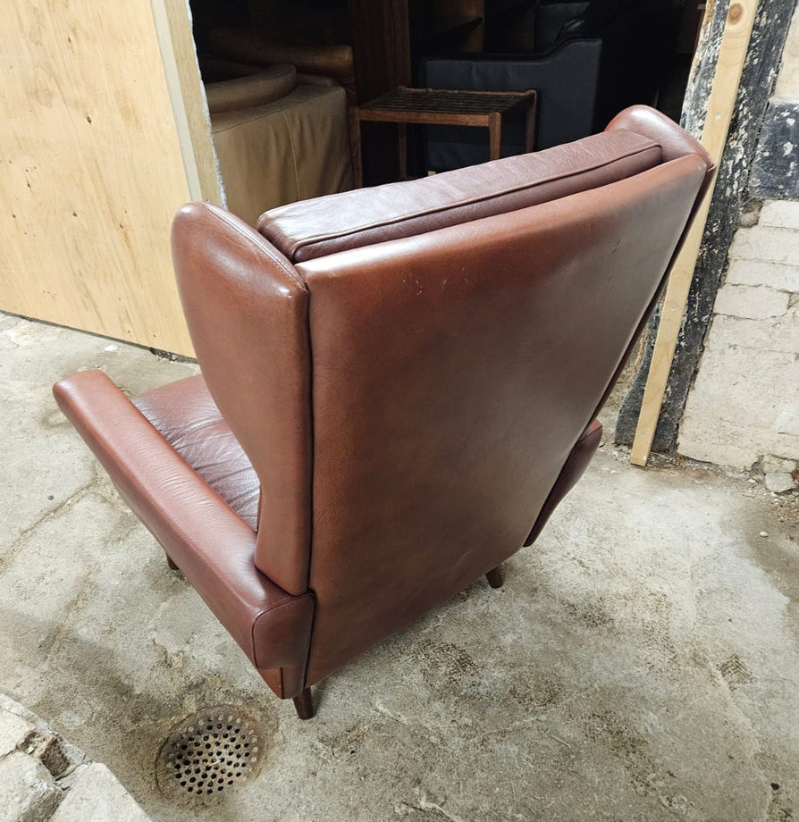 Skipper Wing-Back Chair