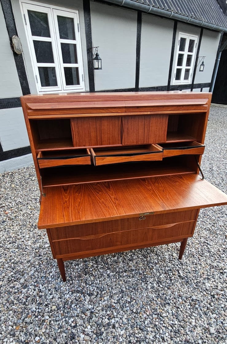Erling Torvits Bureau/Desk in Teak