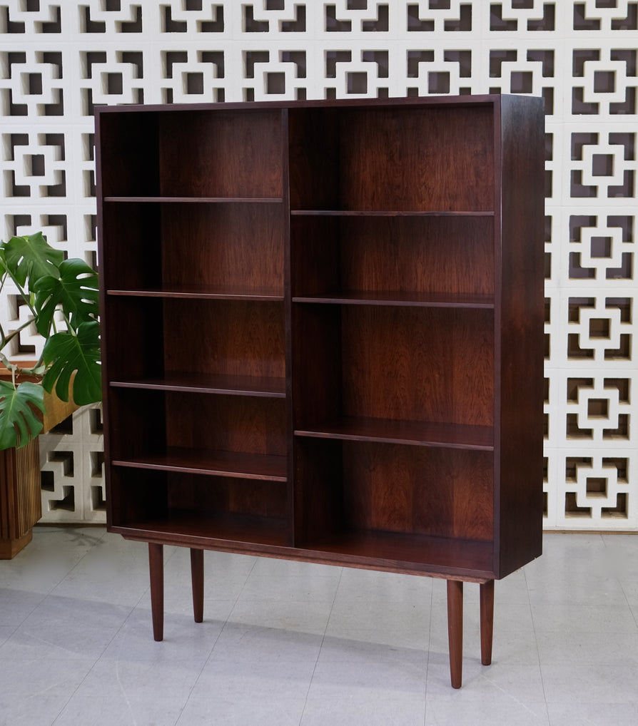 Omann Jun Bookcase in Rosewood