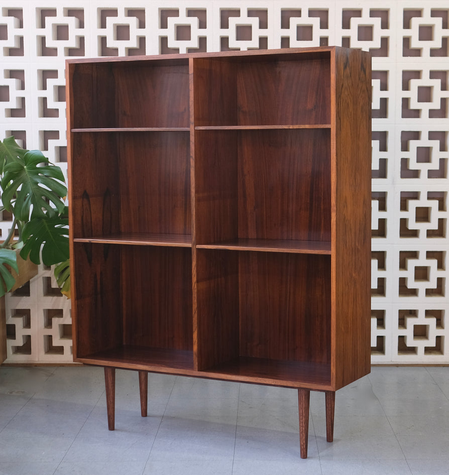 Omann Jun Bookcase in Rosewood