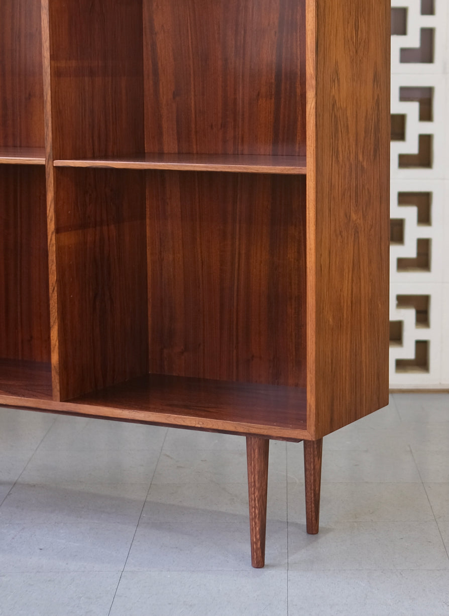 Omann Jun Bookcase in Rosewood