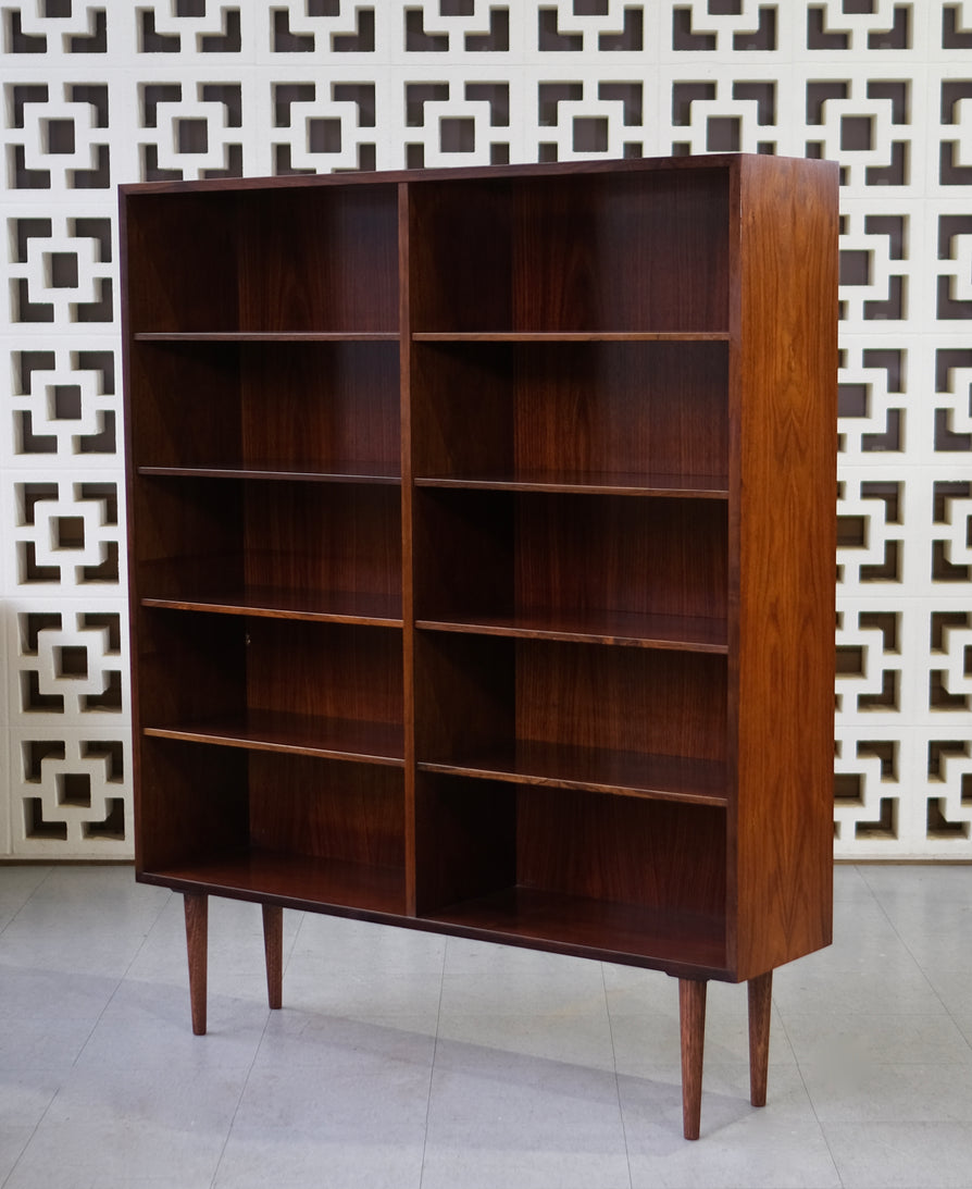 Omann Jun Bookcase in Rosewood