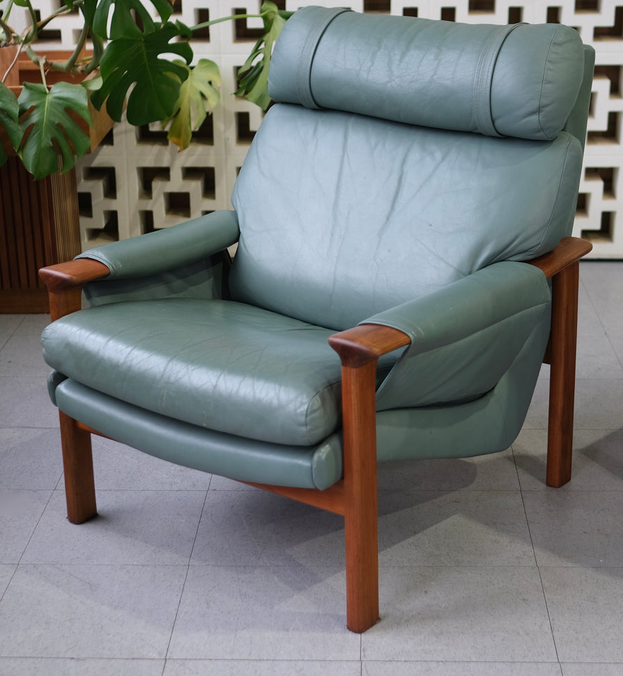 Tessa T21 Lounge Chair in Sage Leather