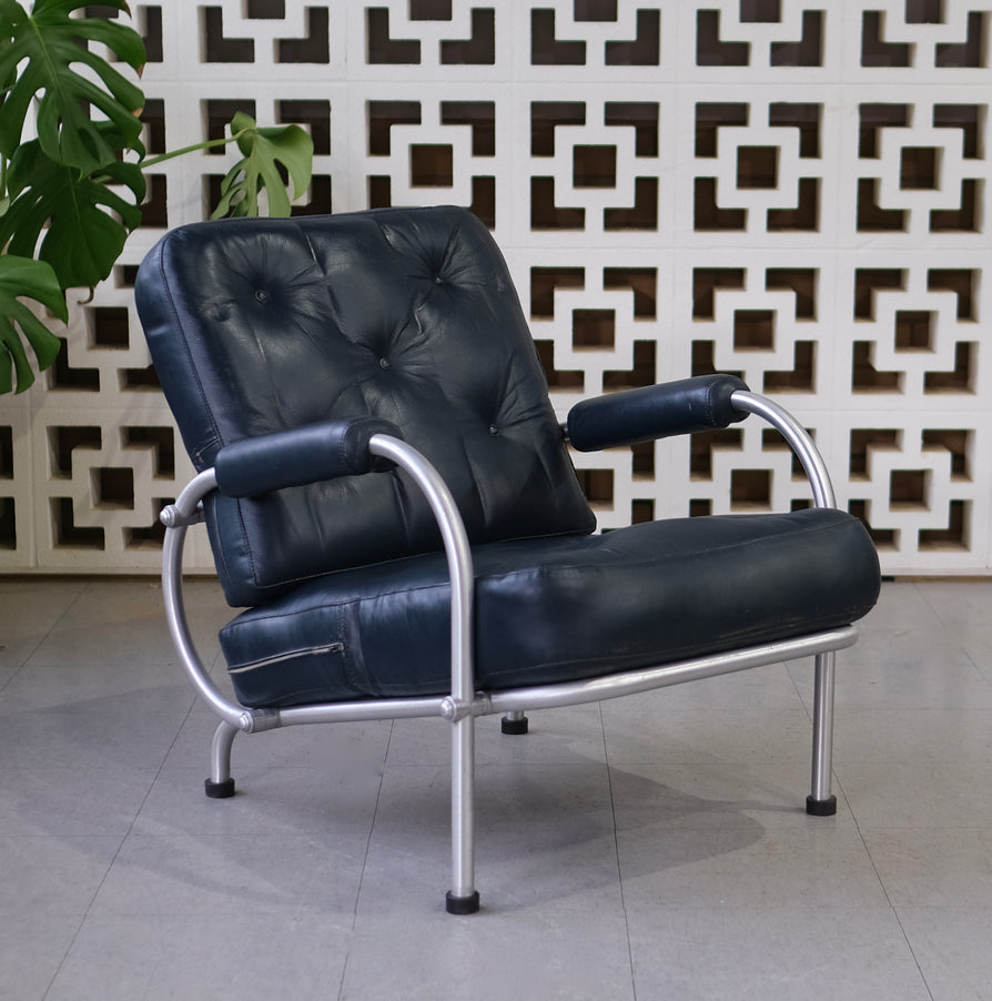 Warren McArthur Chair in Leather