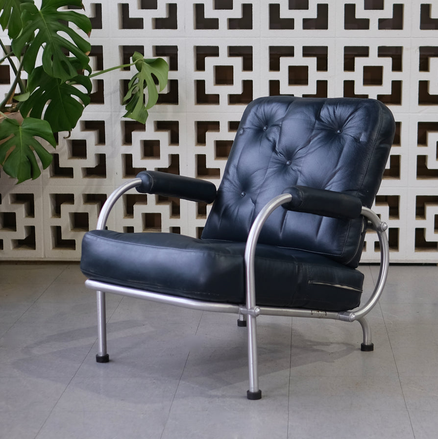 Warren McArthur Chair in Leather