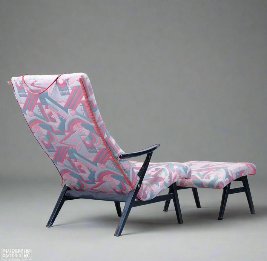 Jio Mõbler Siesta Chair & Footstool