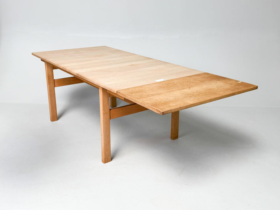Kurt Østervig Dining Table in Solid European Oak