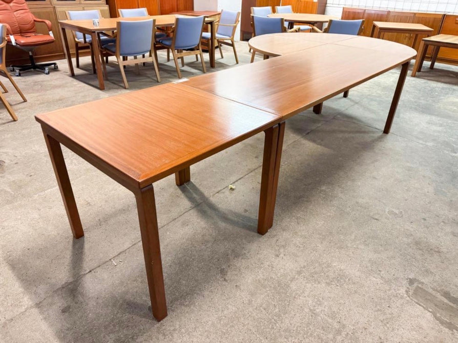 Haslev Five-Piece Office / Break-Out Table Set