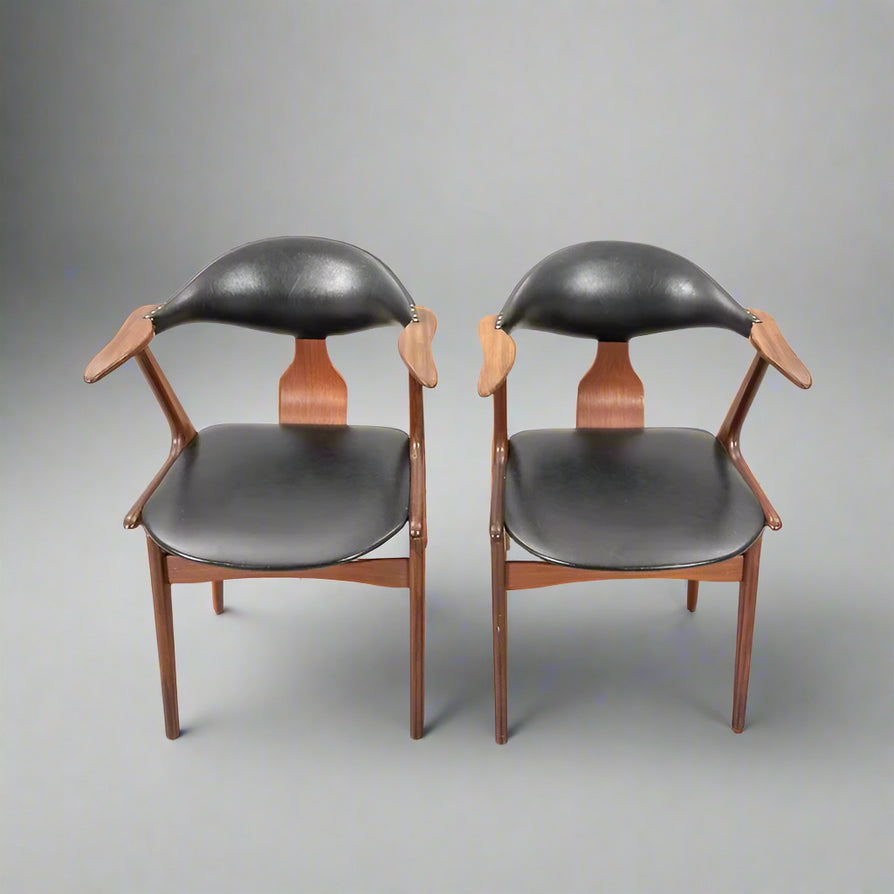 Louis Van Teefelen for AWA Chair