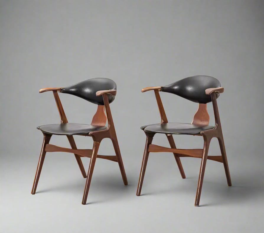 Louis Van Teefelen for AWA Chair