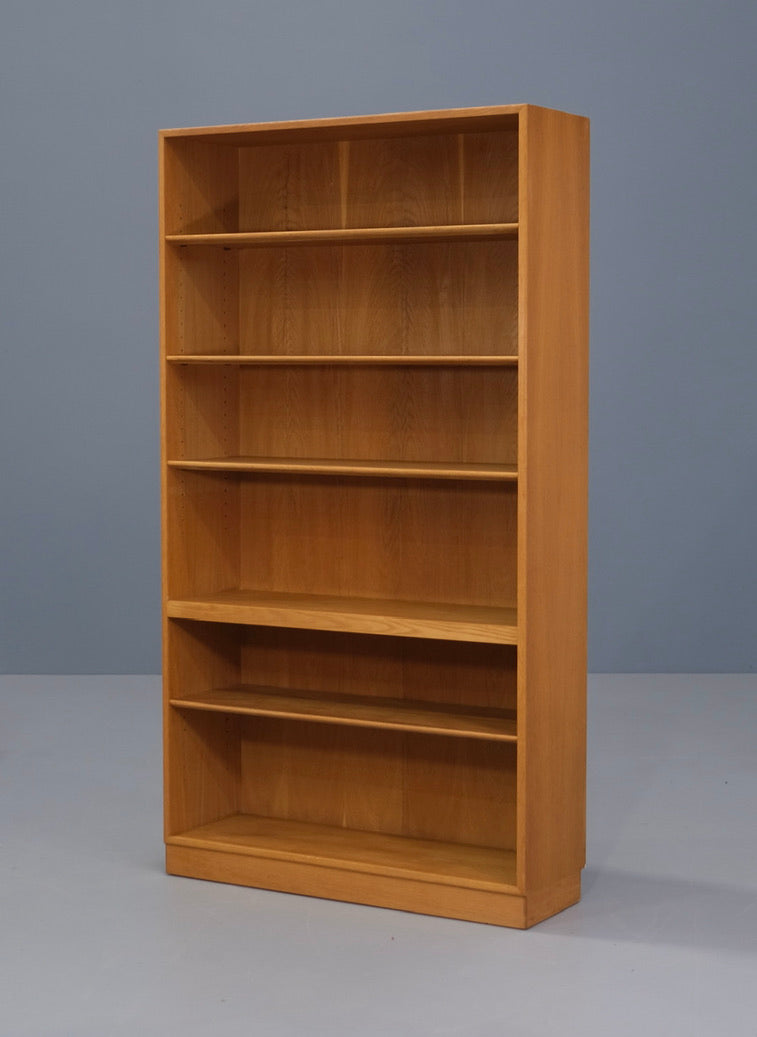 Børge Mogensen 'Øresund' Bookcase in Oak