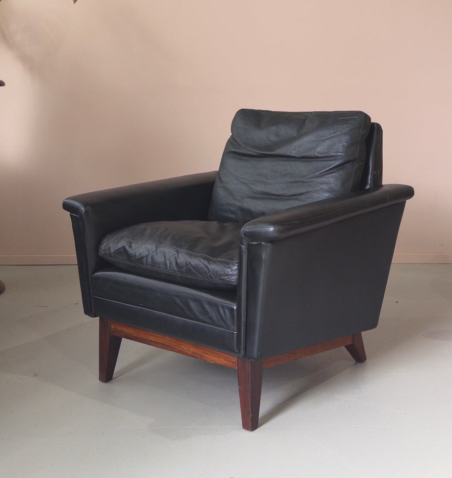 Danish Lounge Chair in Black Leather