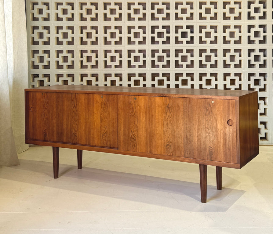 Hans Wegner RY26 Sideboard