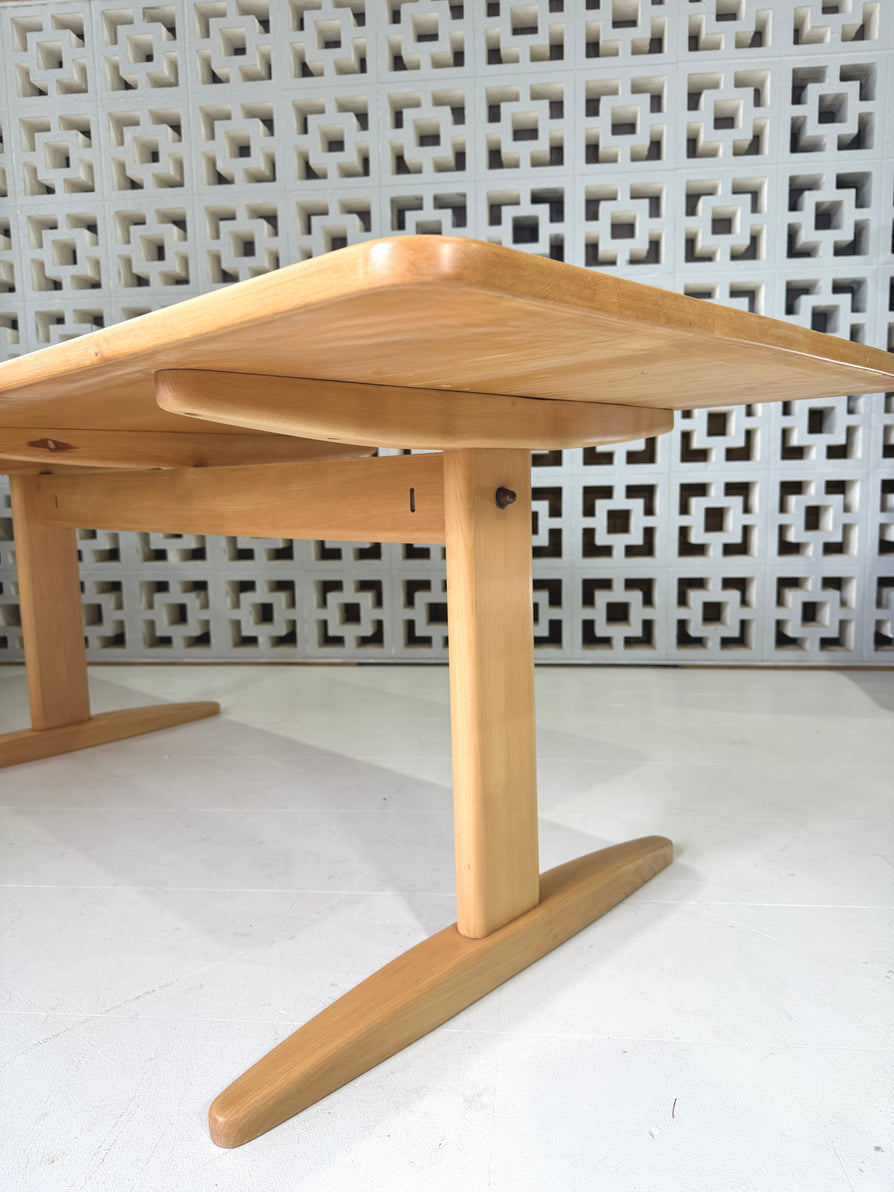 Børge Mogensen  Shaker Dining Table