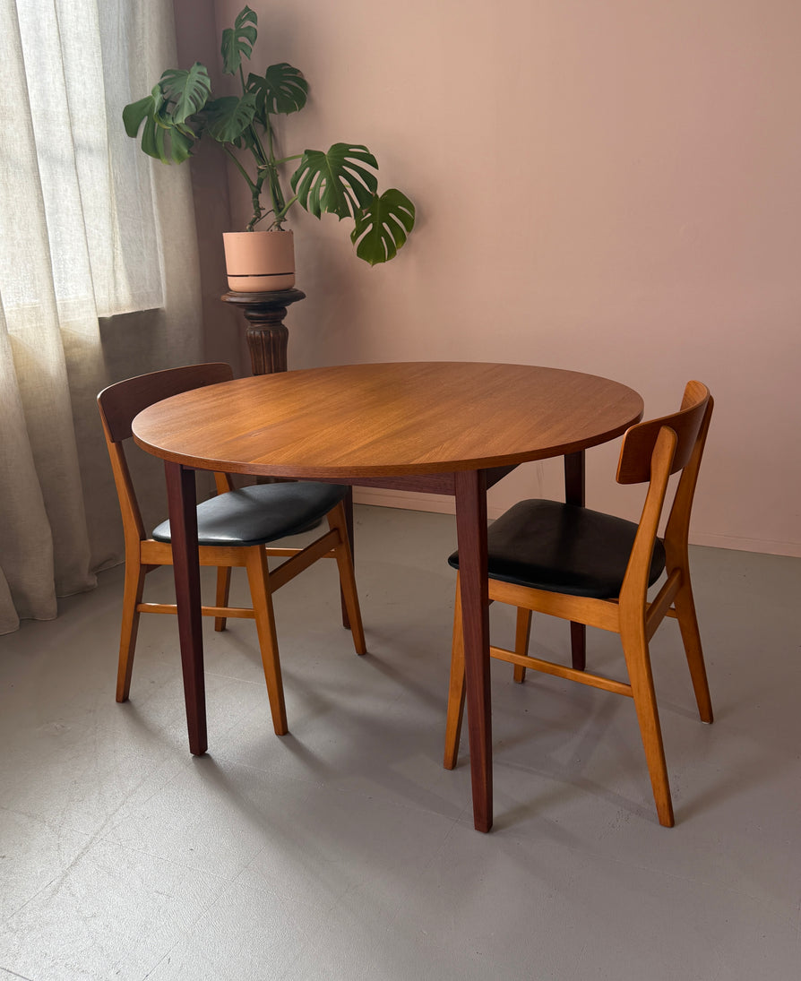 Round Danish Dining Table in Teak