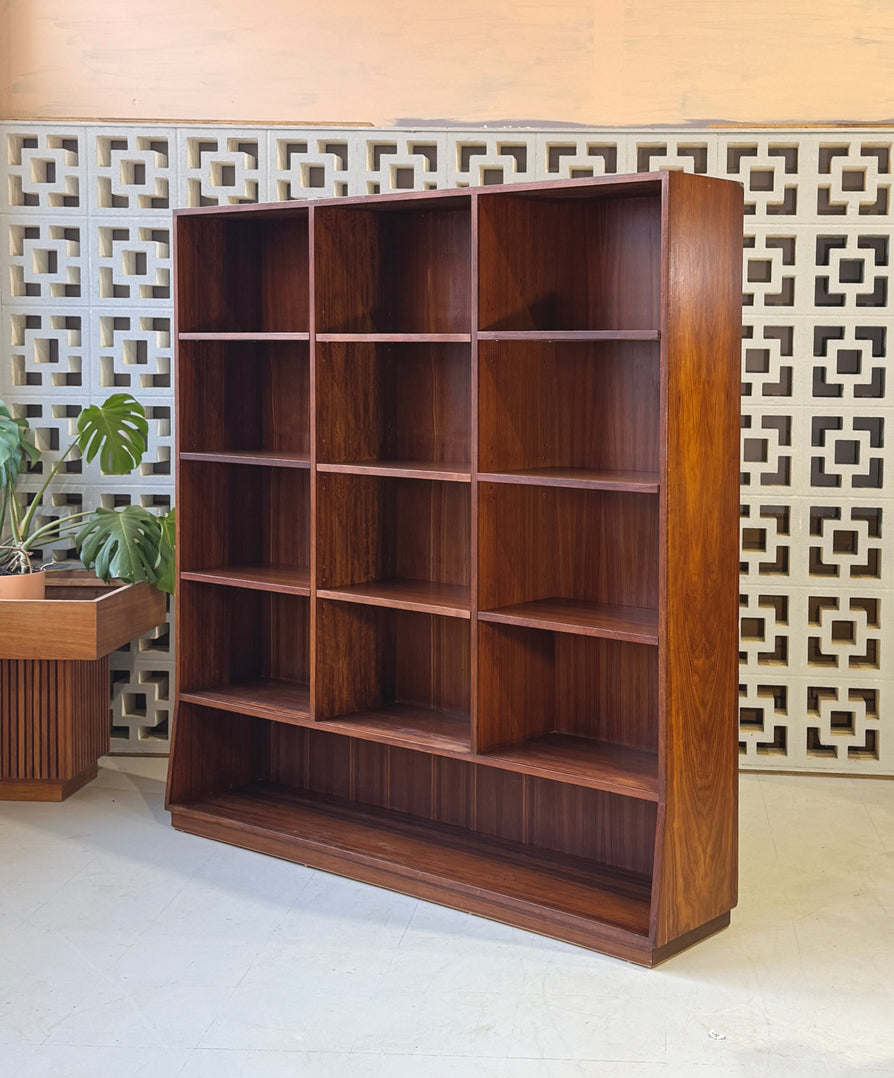 Large Mid-Century Bookcase in Blackbean