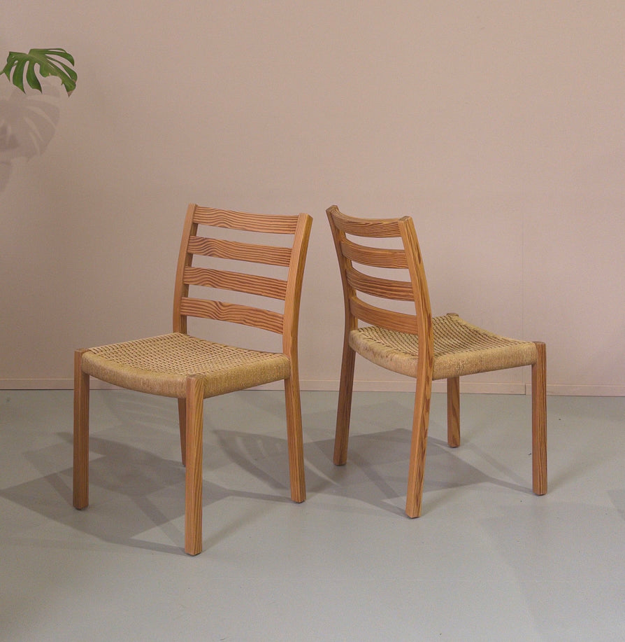 Four Møller 408 Dining Chairs in Nordic Pine