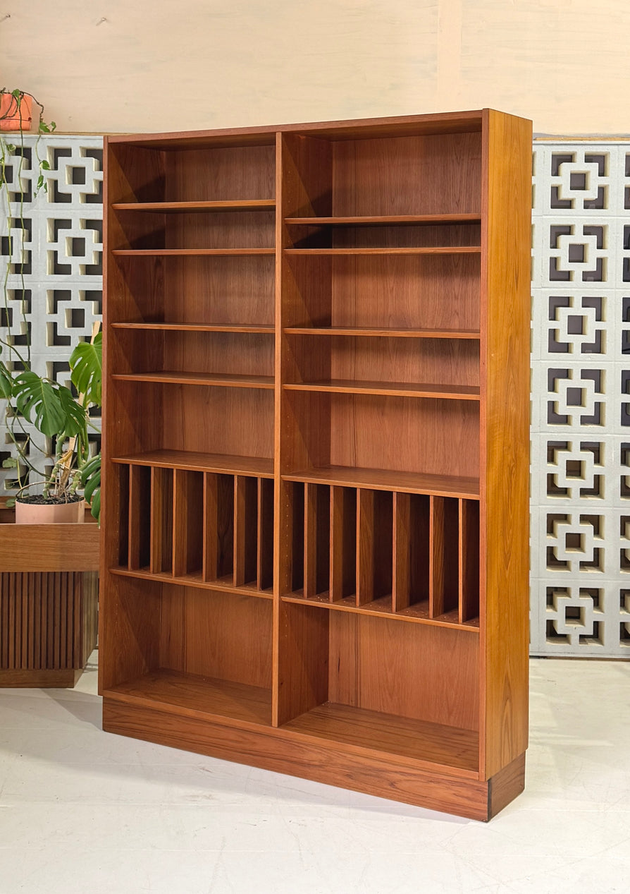 Large Carlo Jensen for Hundevad Bookcase in Teak