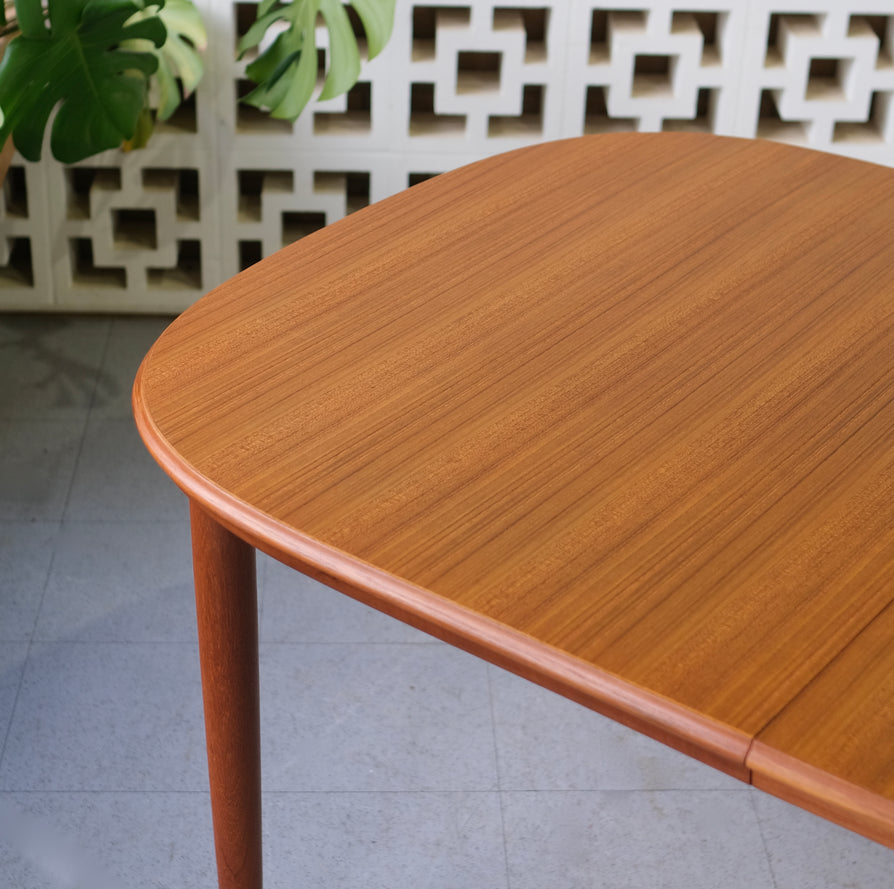 Mid-Century Extension Dining Table in Teak