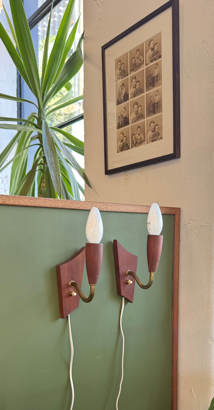 Pair of Laoni-Belysning Wall Sconces in Teak & Brass