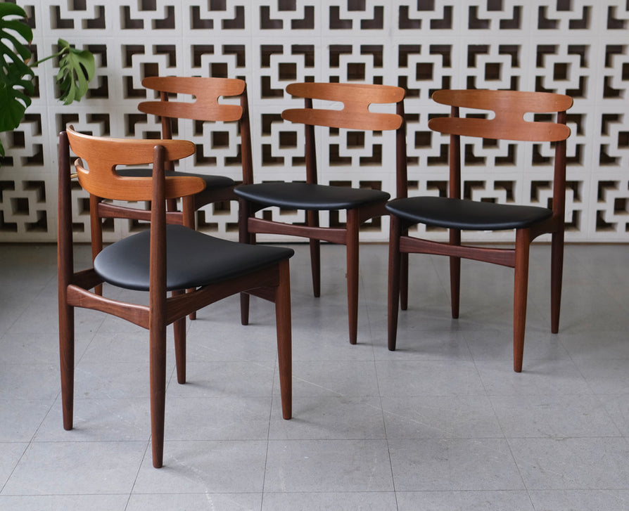 Set of Four Johannes Andersen Model 178 Dining Chairs in Teak