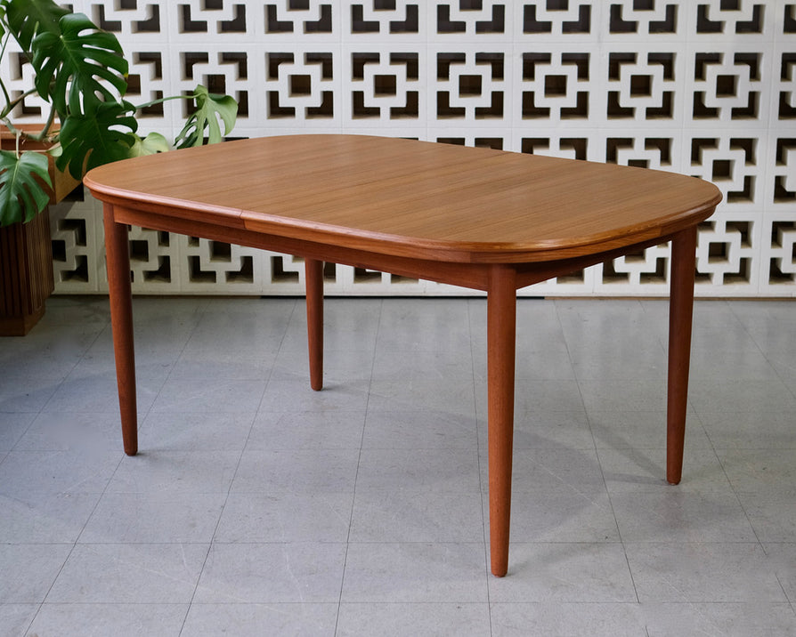 Mid-Century Extension Dining Table in Teak