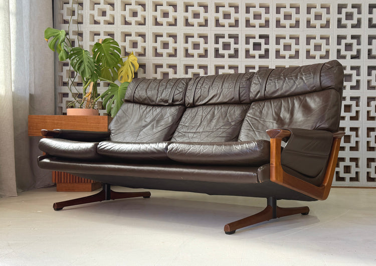 Tessa T21 Three-Seater Sofa in Brown Leather