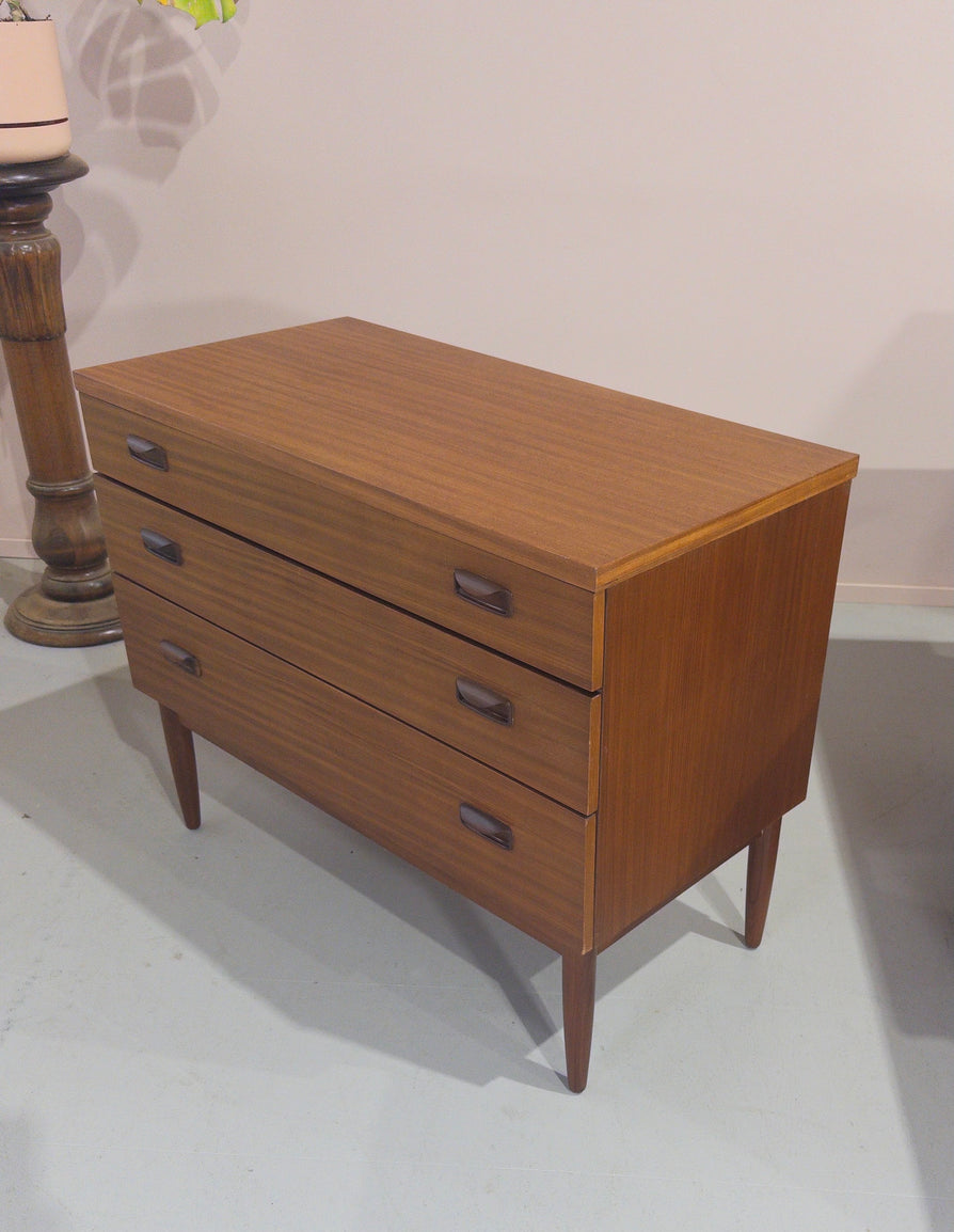 Mid-Century Chest of Drawers
