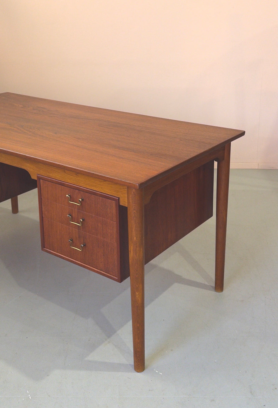 1950s Danish Writing Desk in Teak & Oak