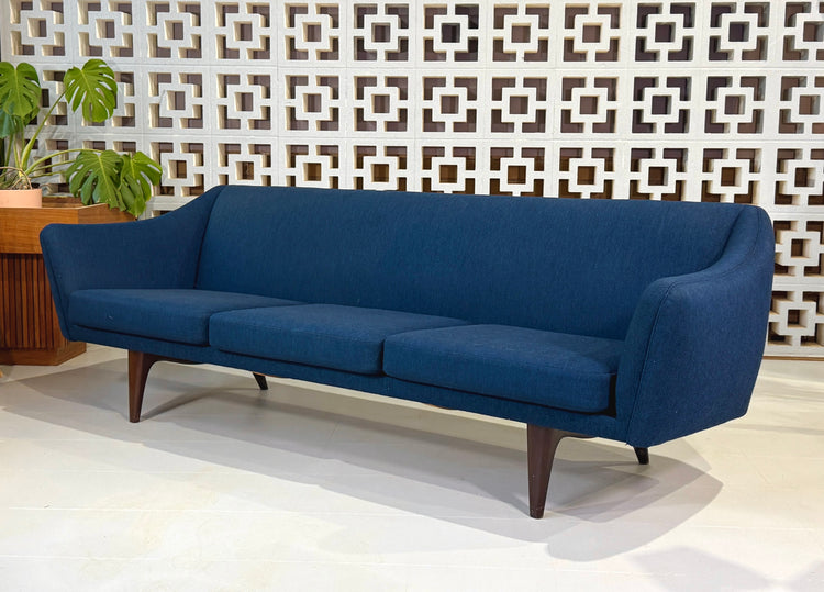 Illum Wikkelsø “ML140” Three-Seater Sofa for A. Mikael Laursen & Søn