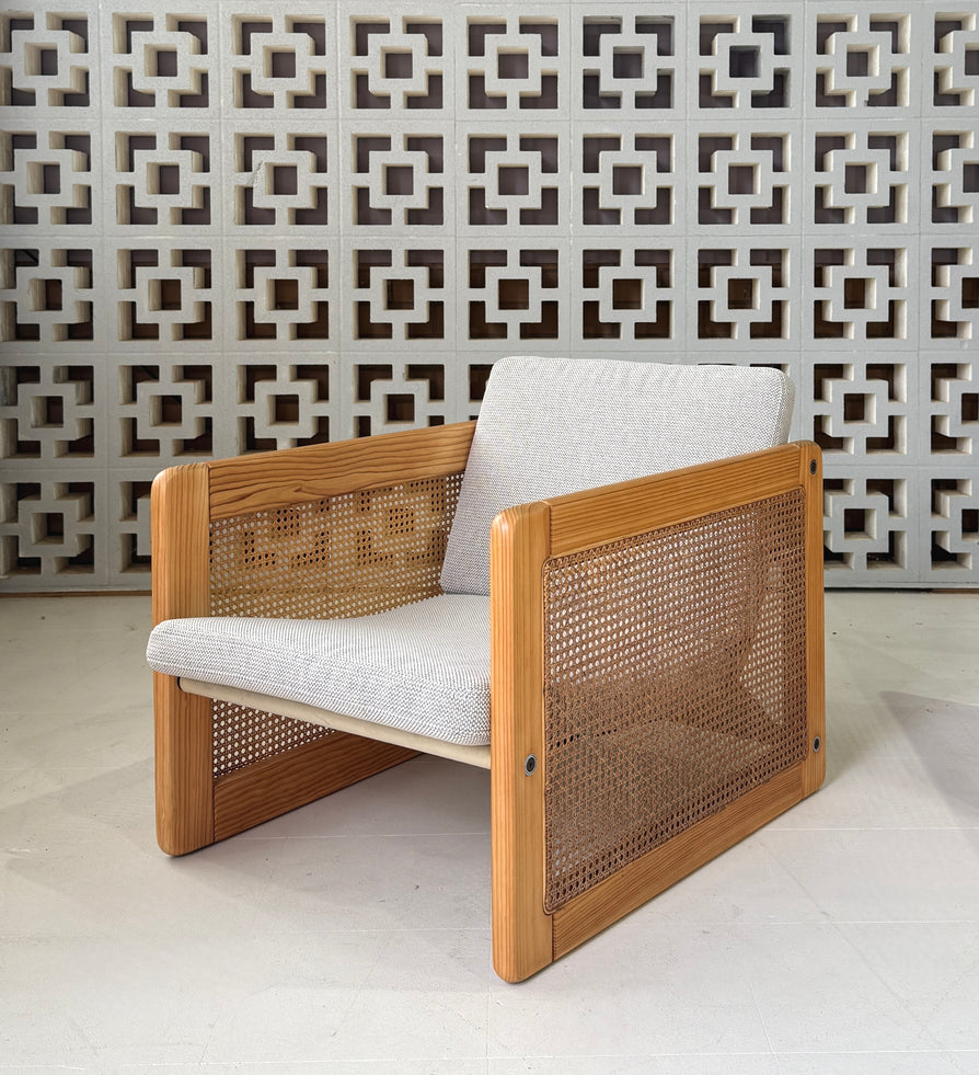 Pair Of 1970s Lounge Chairs By Evoluzione