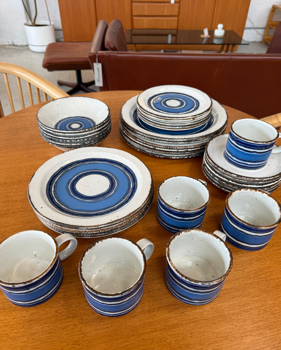 Stonehenge Midwinter Dinner Set