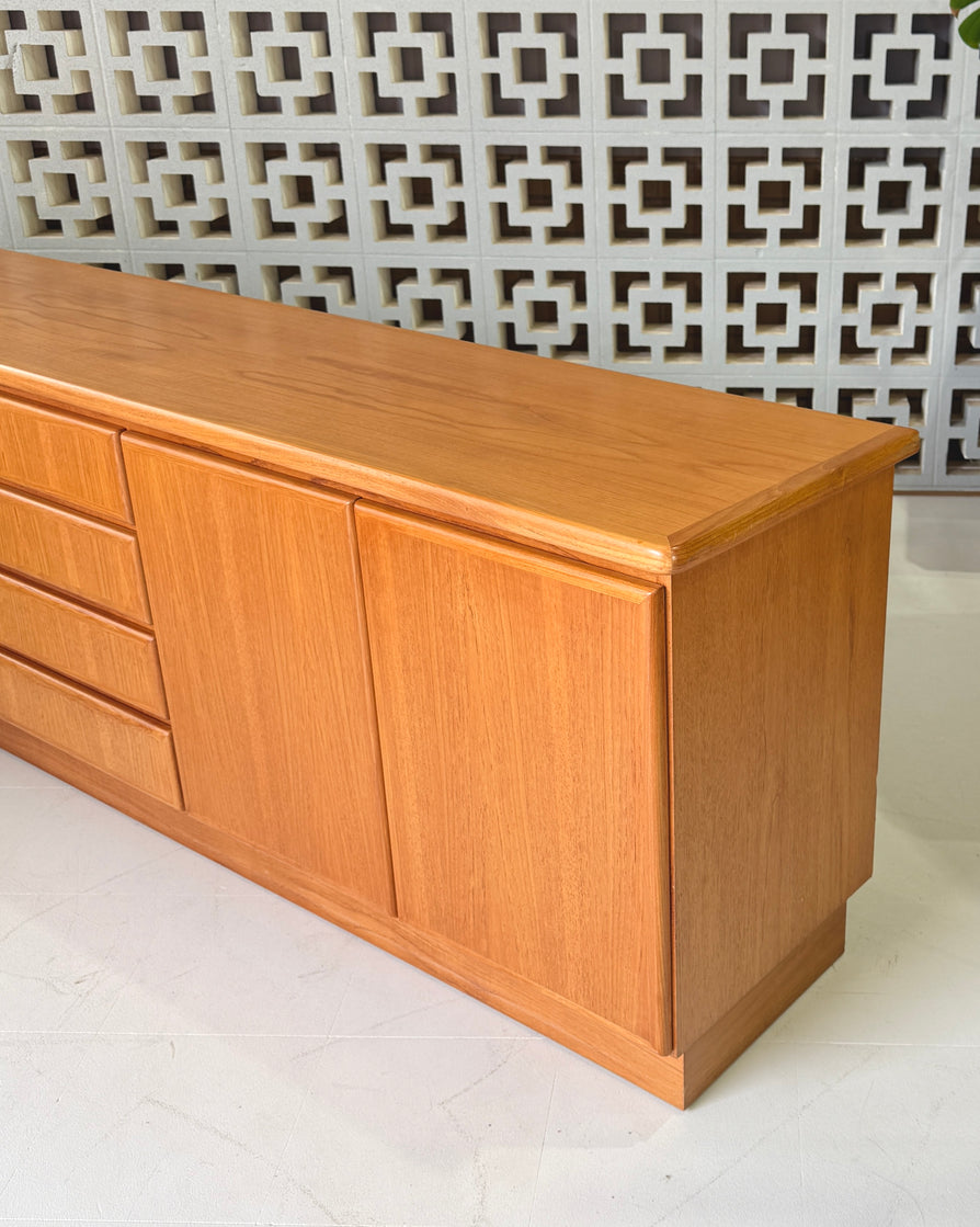 Large Mid-Century Sideboard / Console in Teak