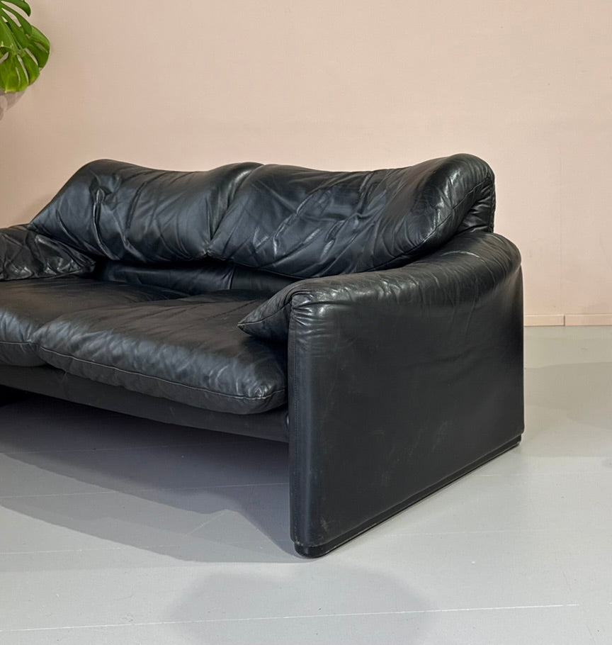 Cassina Maralunga 2 Seater Sofa in Black Leather