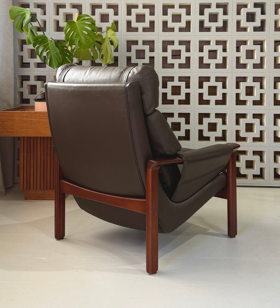 Tessa T21 Lounge Chair in Brown Leather