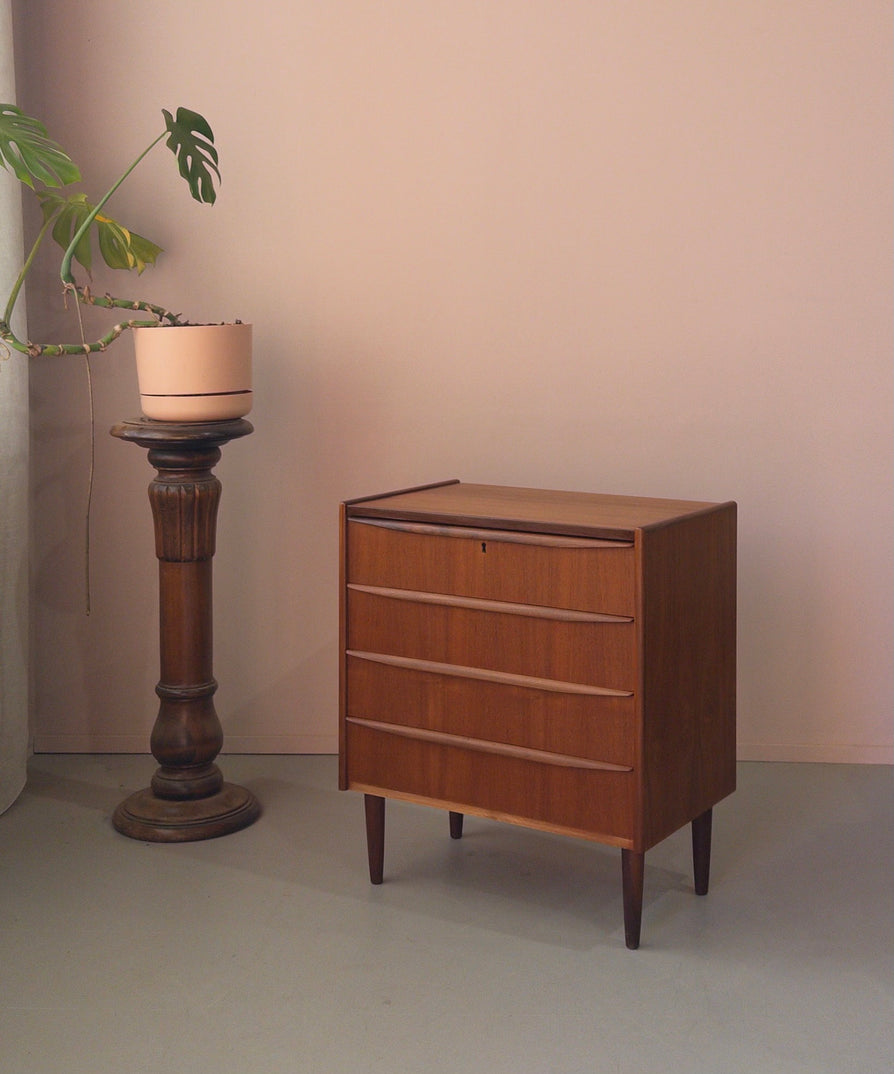 Danish Chest of Drawers in Teak