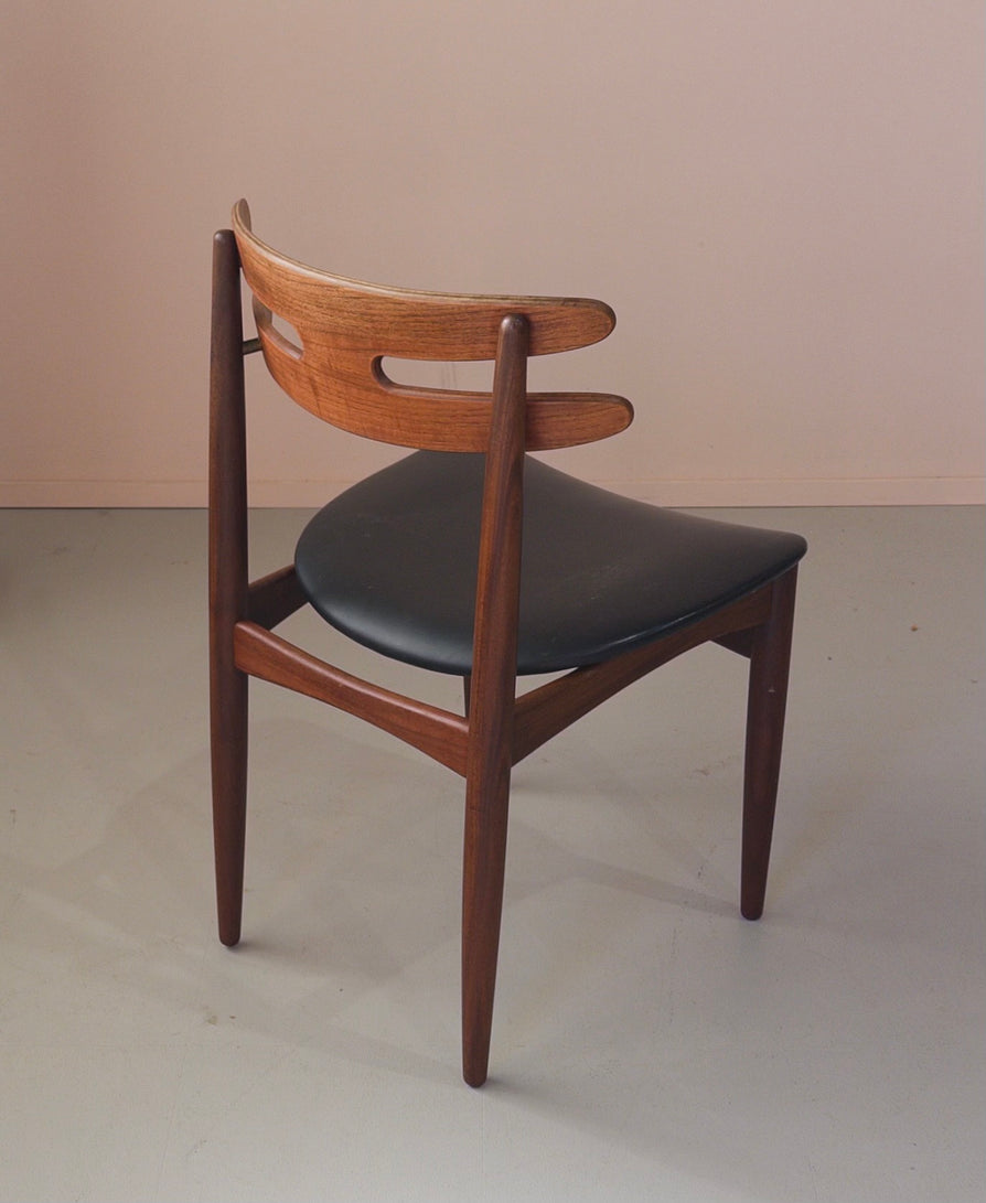 Johannes Andersen Model 178 Chair in Teak
