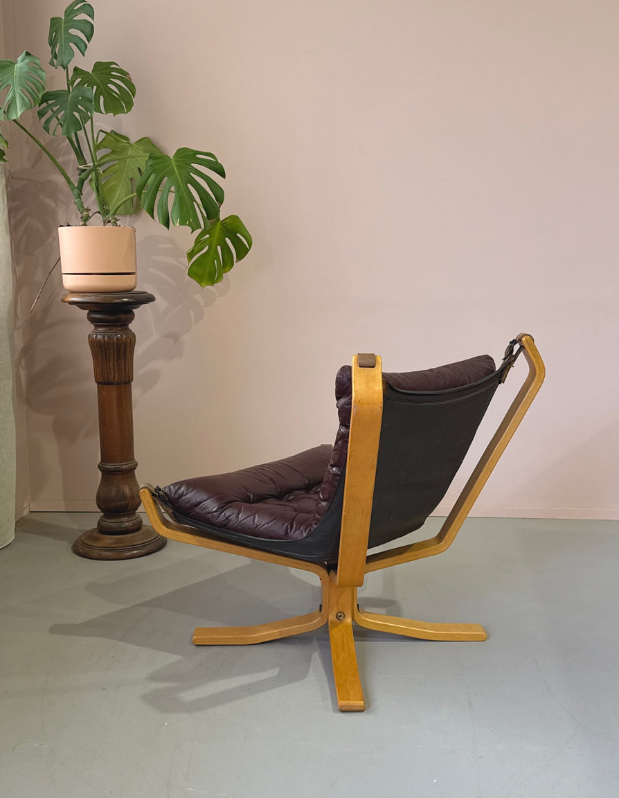 Superstar (Falcon) Lounge Chair in Ox-Blood Leather
