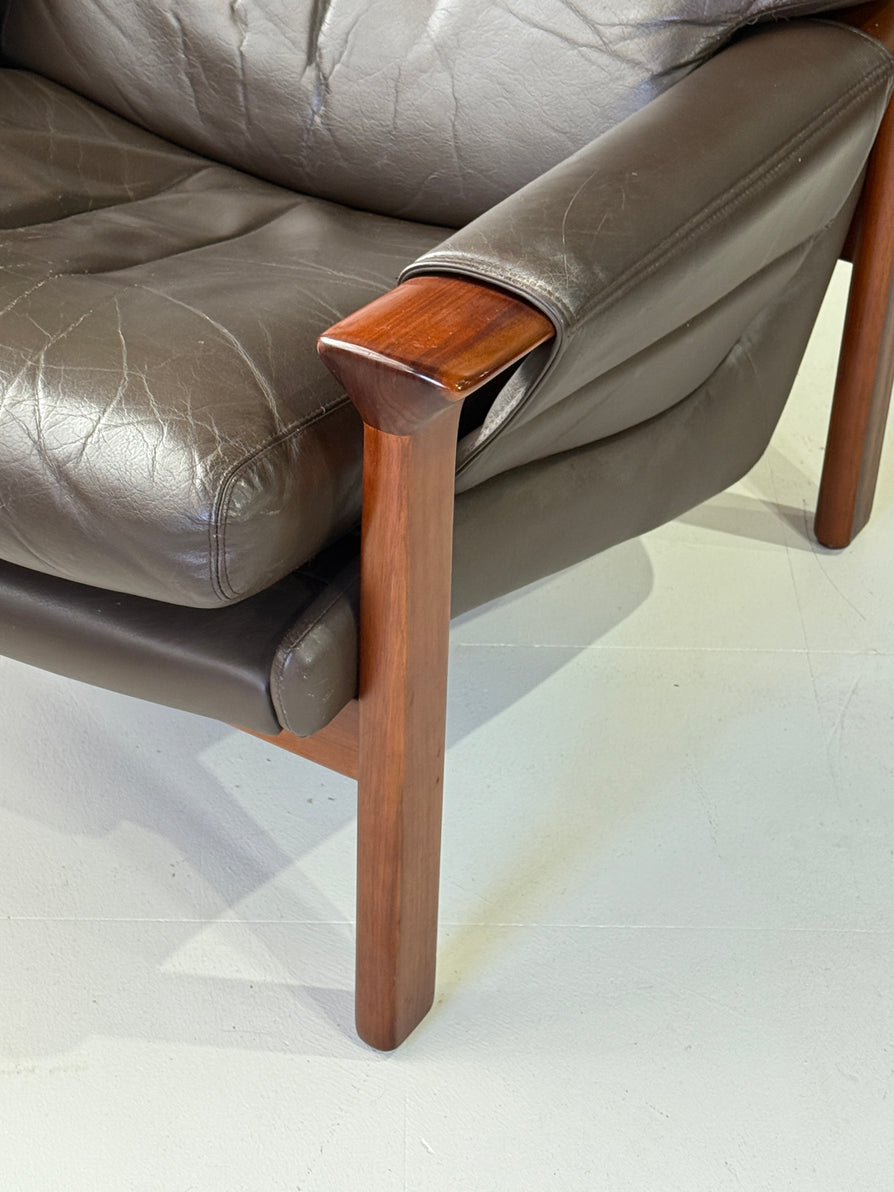 Tessa T21 Lounge Chair in Brown Leather