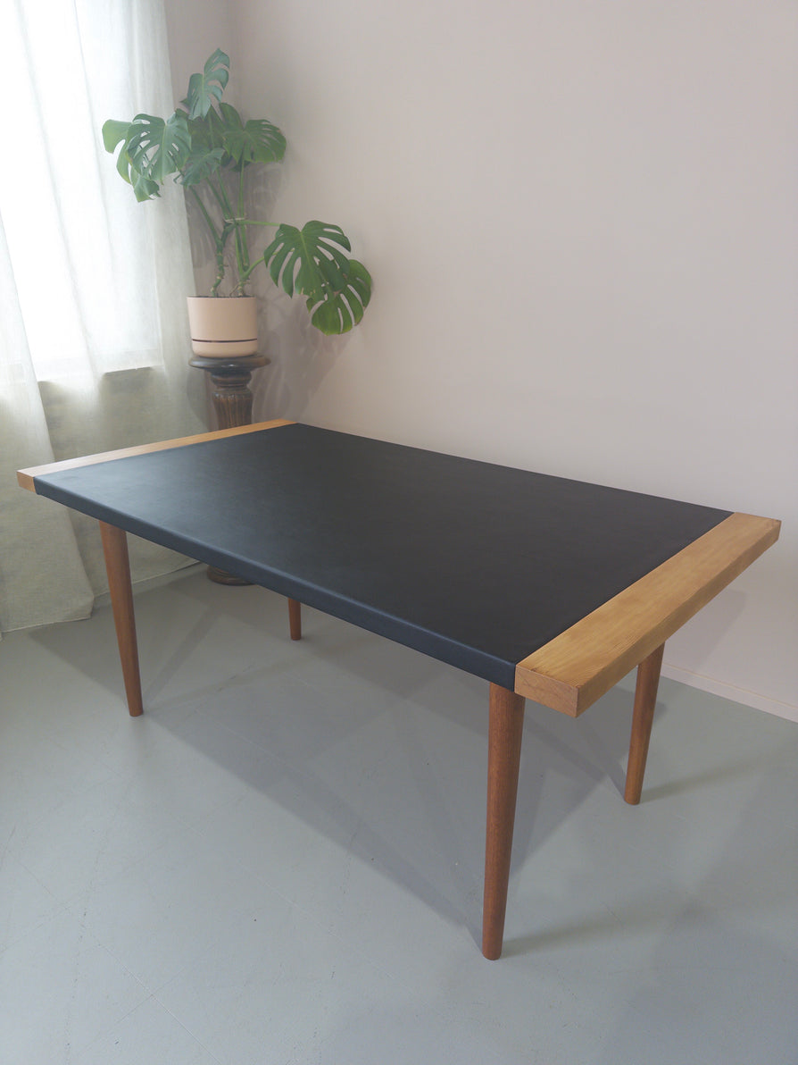 Danish Soft-Pad Desk in Redwood Nordic Pine