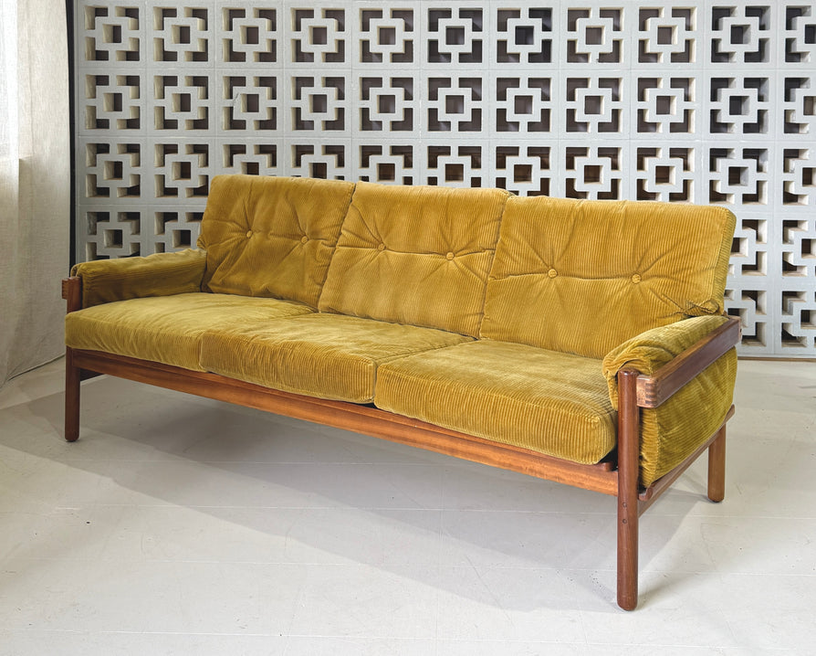 Danish Deluxe Rifka Sofa