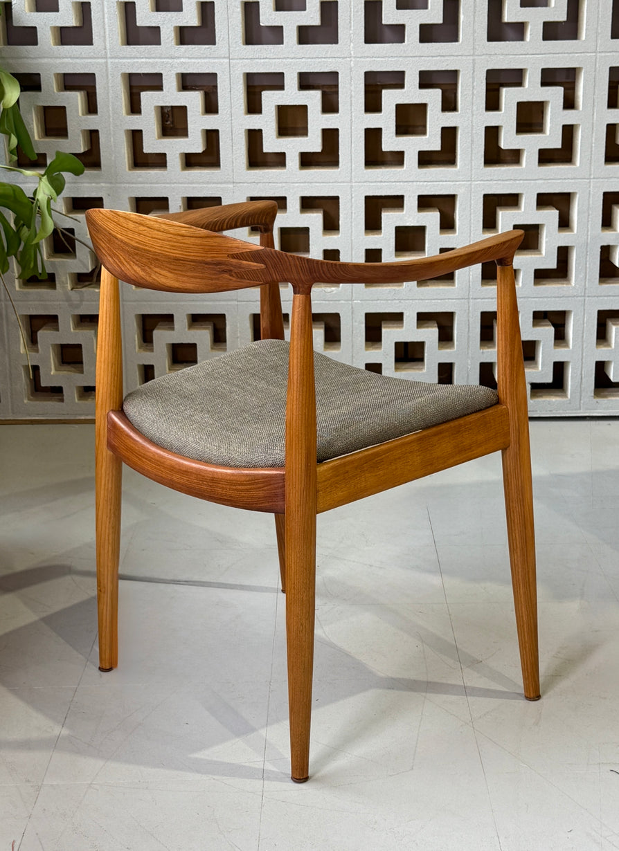 Danish De Luxe "Round Chair" in Acacia