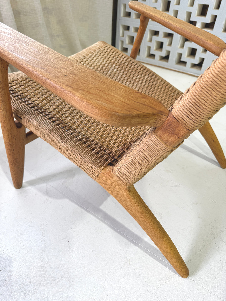 Hans J. Wegner CH25 Easy Chair