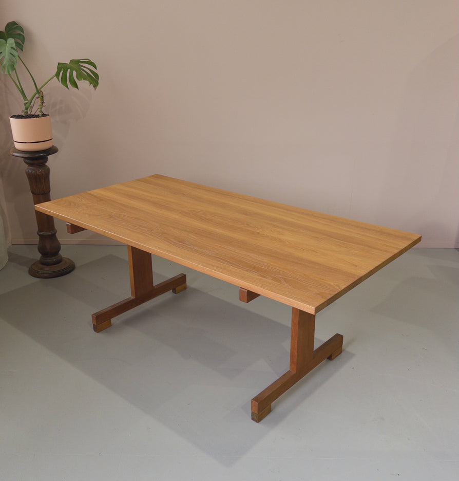 Hans J Wegner Shaker Dining Table