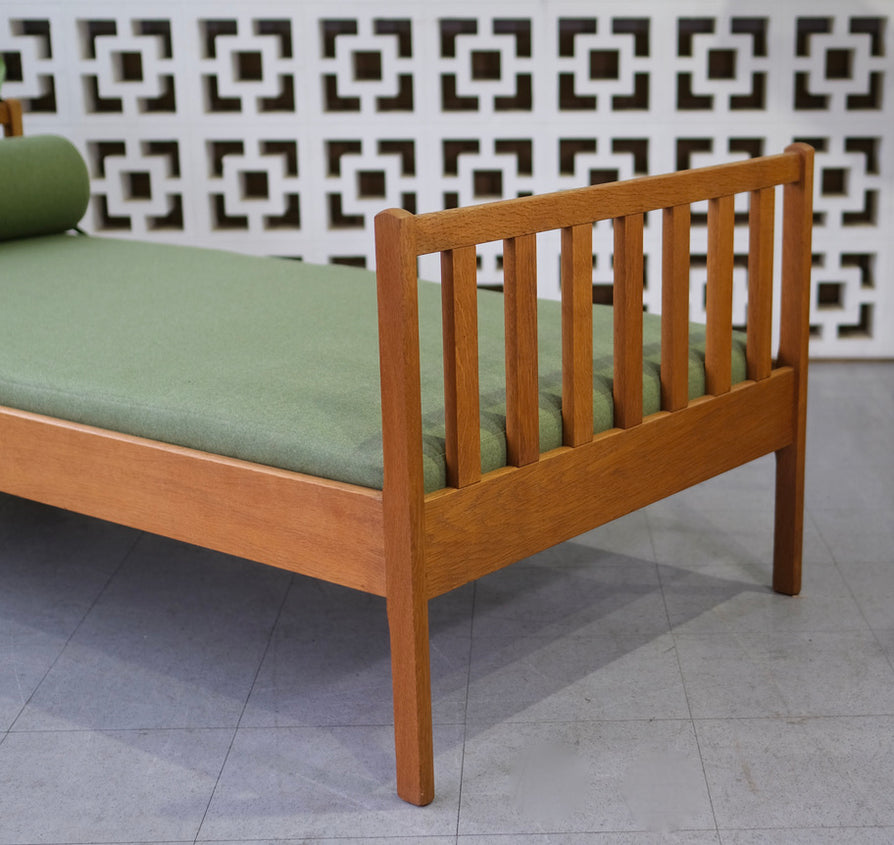 Danish Daybed in European Oak