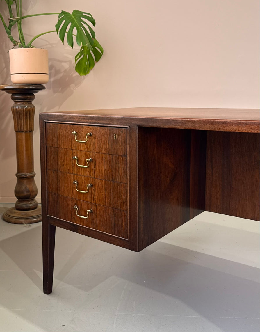 Jacob Kjær Executive Desk in Rosewood
